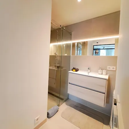 Luxury Center Gem Within Walking Distance To Must-sees Amsterdam